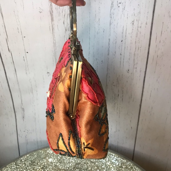 Leko London hand/shoulder/crossbody suede like material, beaded floral design - Picture 4 of 11